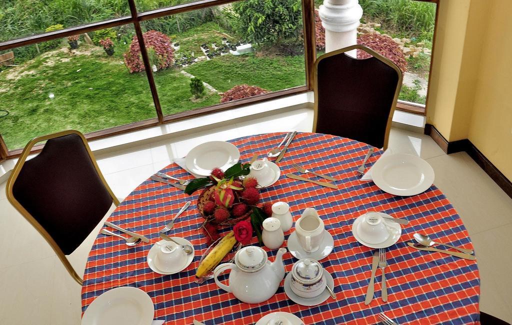 Kanda Holiday Bungalow Канди Экстерьер фото