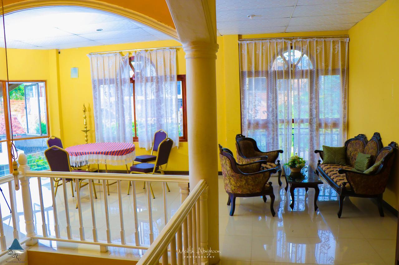 Kanda Holiday Bungalow Канди Экстерьер фото